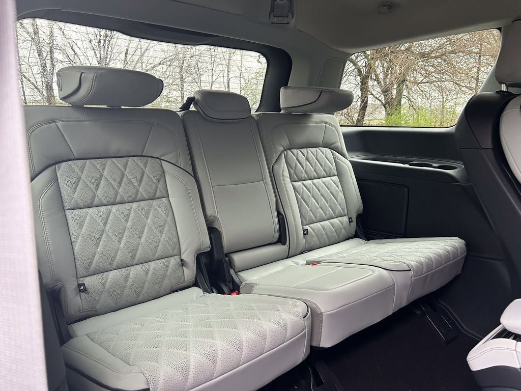 New 2026 Lincoln Navigator Black Label AWD/4WD image 26