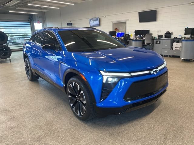 Used 2024 Chevrolet Blazer EV RS AWD/4WD image 3