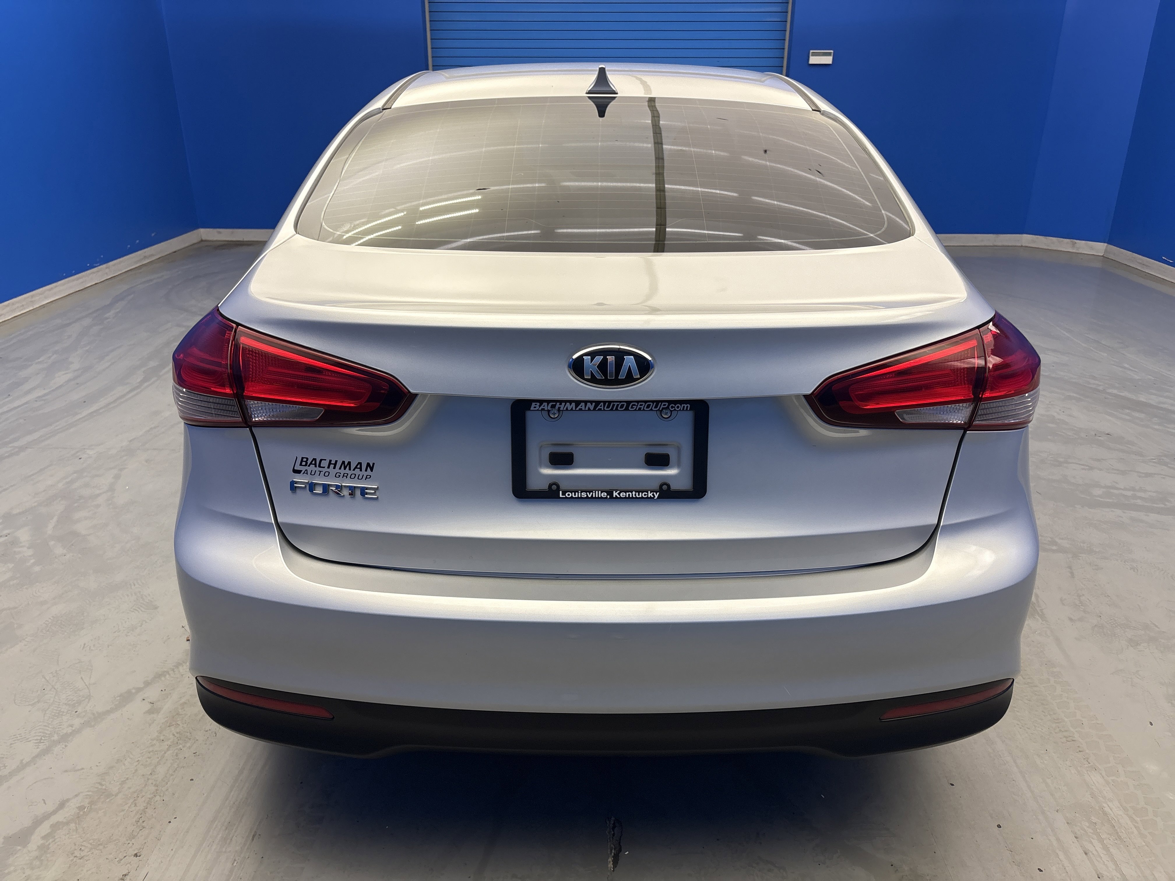 Used 2017 Kia Forte LX FWD image 6