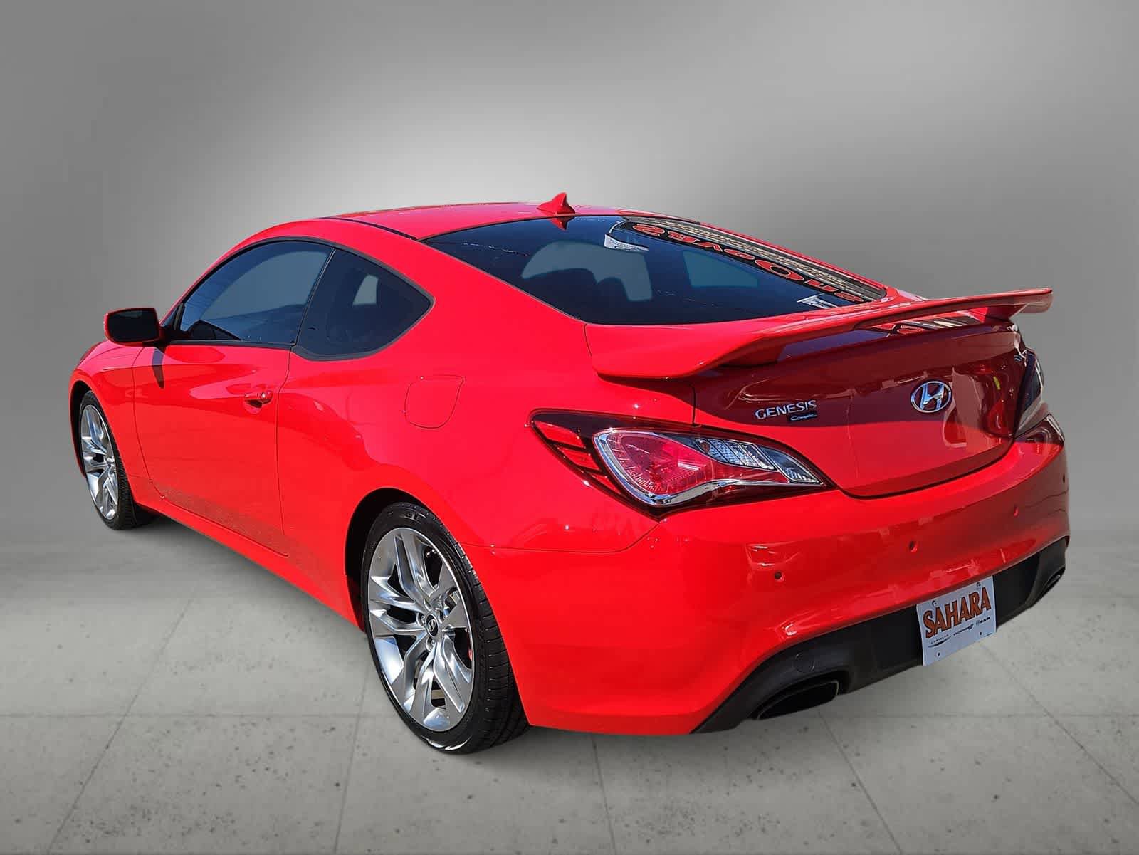 Used 2014 Hyundai Genesis 3.8 image 7