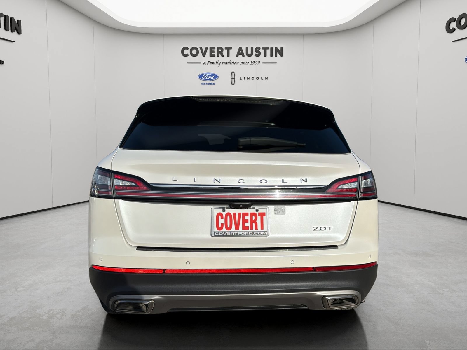 Used 2019 Lincoln Nautilus Reserve w/ Cargo Utility Package FWD image 4