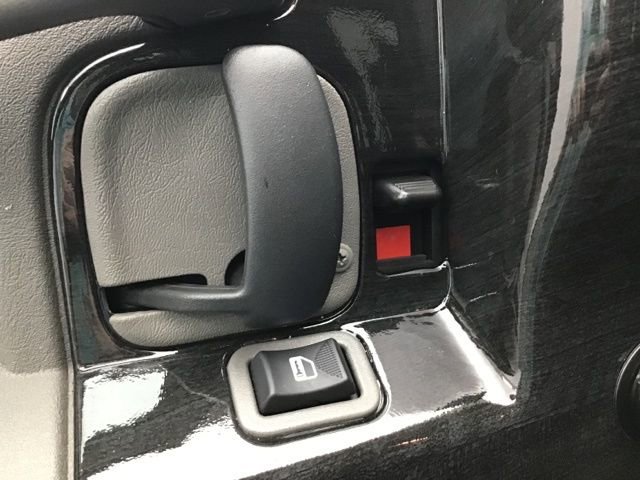 Used 2023 GMC Savana 2500 image 18