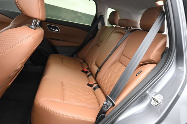 Used 2026 Nissan Rogue Platinum w/ Platinum Premium Package AWD/4WD image 19