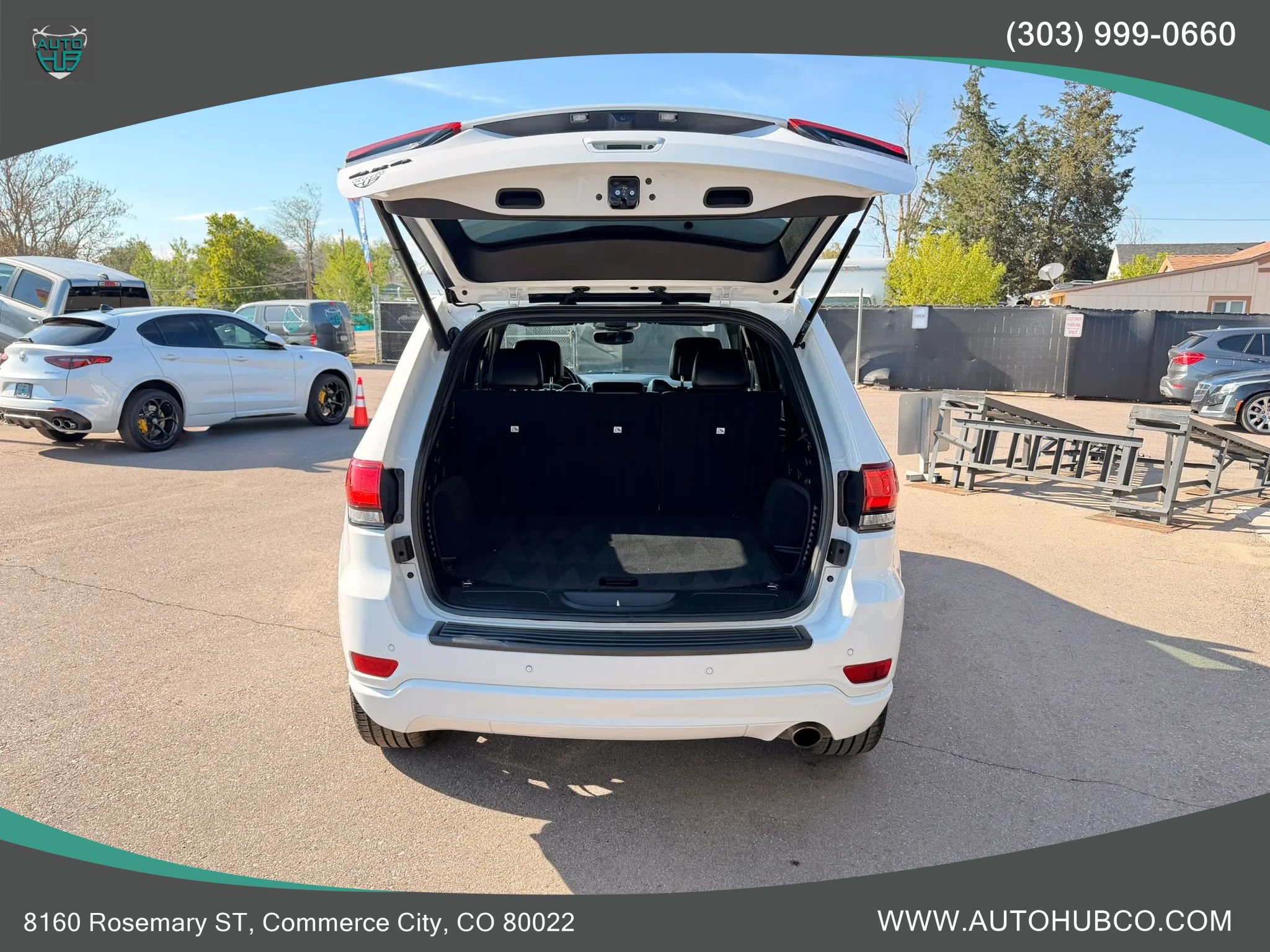 Used 2020 Jeep Grand Cherokee Altitude AWD/4WD image 6