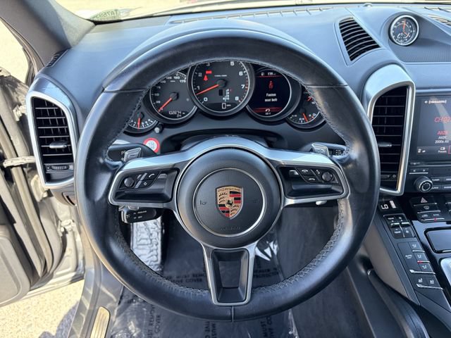Used 2018 Porsche Cayenne AWD/4WD image 10