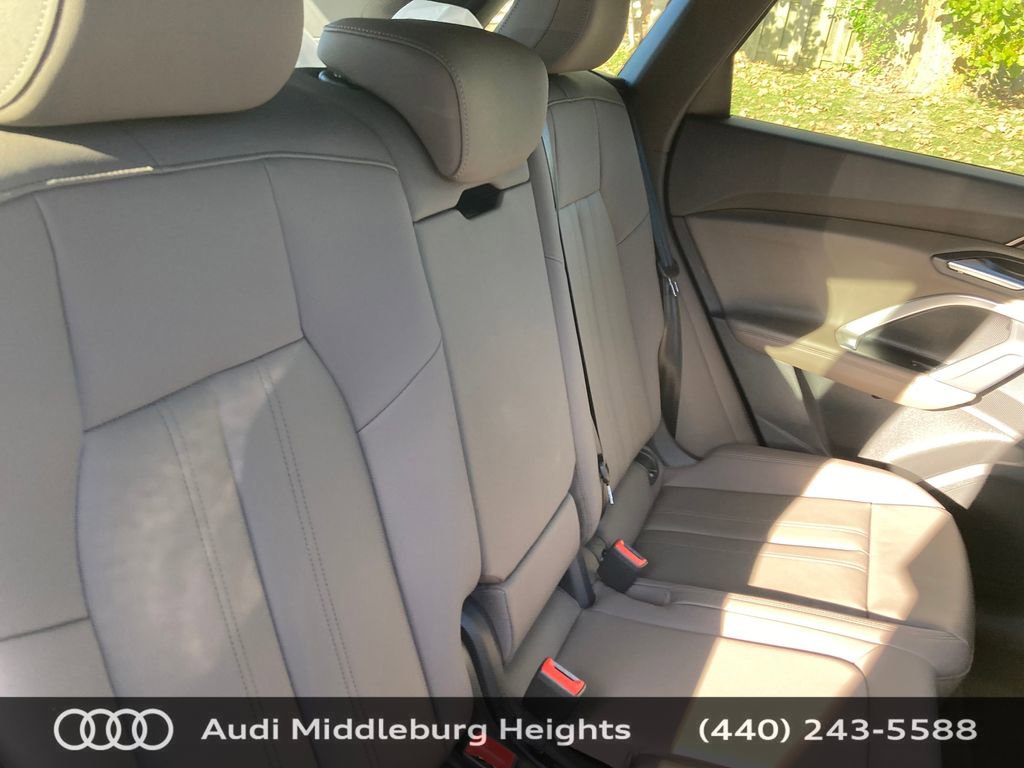 Certified 2025 Audi Q5 Premium w/ Convenience Package image 41