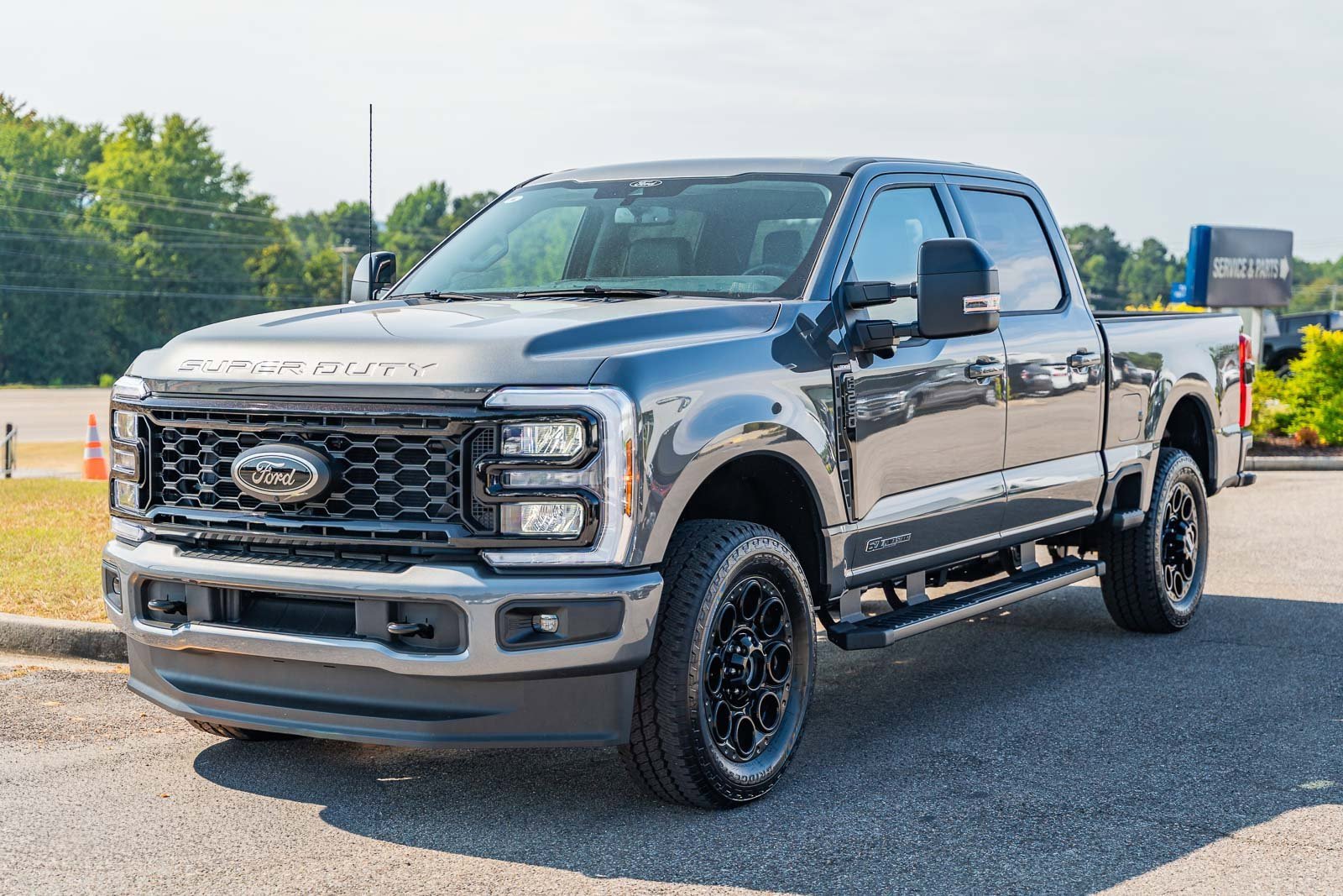 New 2025 Ford F250 Lariat w/ Black Appearance Package image 4
