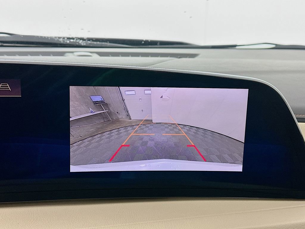 Used 2024 Cadillac XT4 Premium Luxury w/ Technology Package image 14