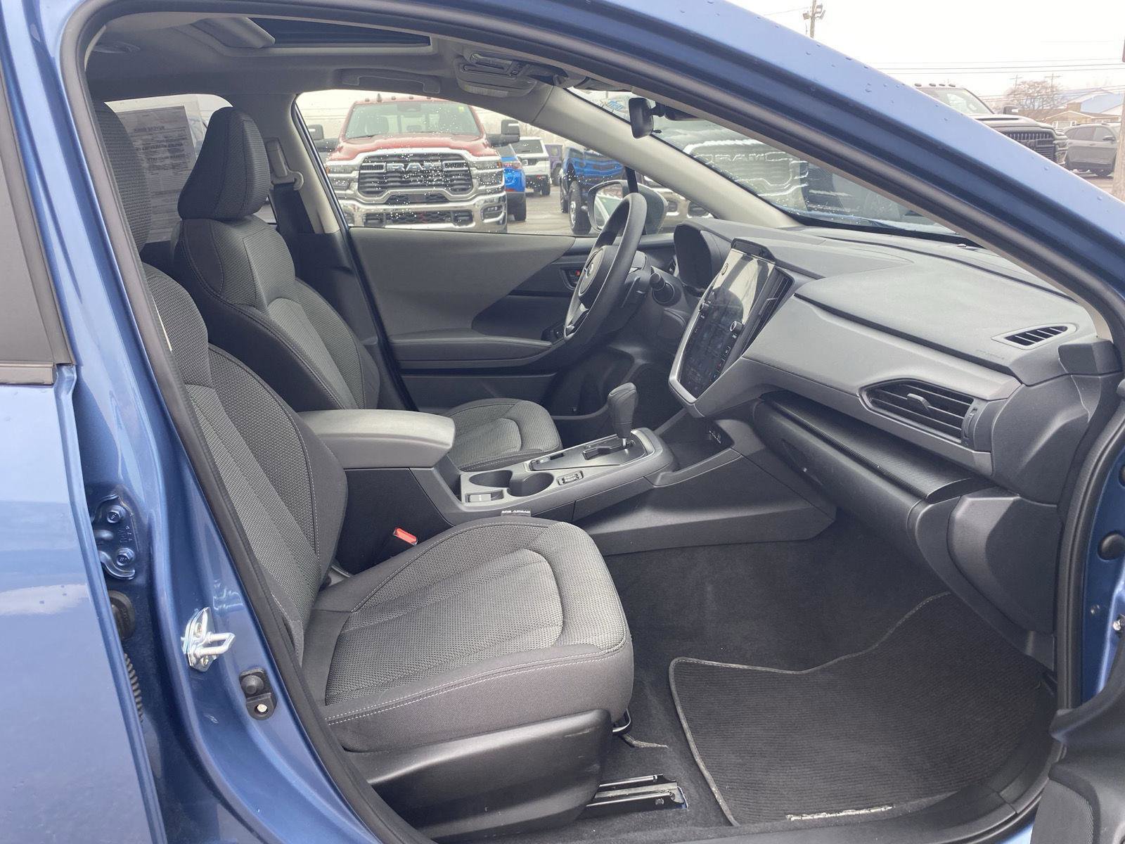 Used 2024 Subaru Crosstrek 2.0i Premium image 34