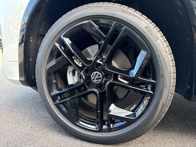 New 2026 Volkswagen Tiguan SE R-Line image 17