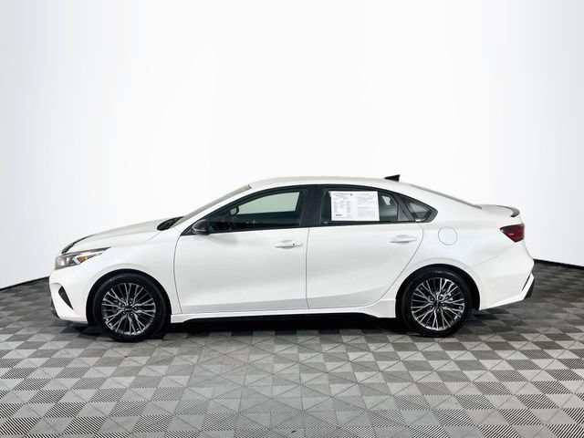 Used 2022 Kia Forte GT-Line FWD image 5
