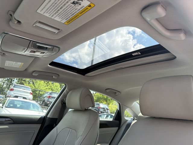 Used 2017 Hyundai Sonata Limited w/ Ultimate Package 04 FWD image 35