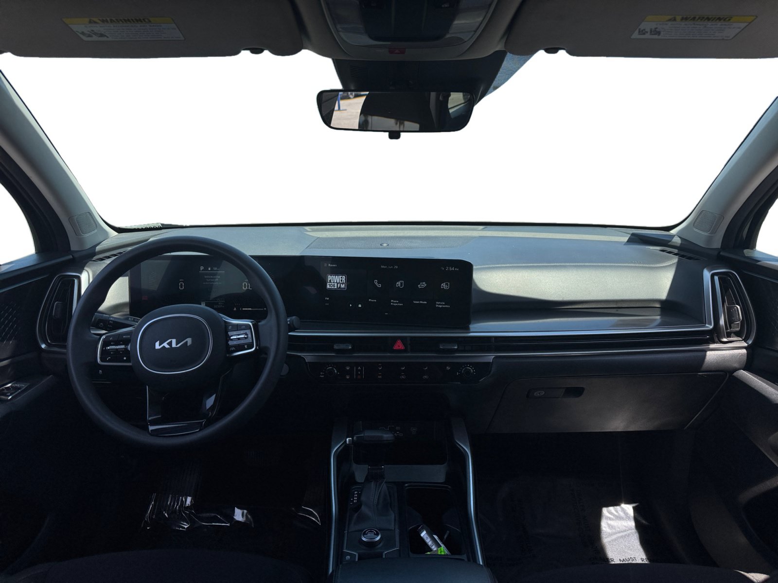 Used 2025 Kia Sorento LX FWD image 10