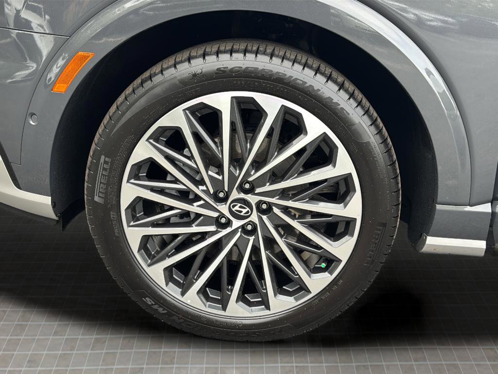 Used 2026 Hyundai Palisade Calligraphy FWD image 48