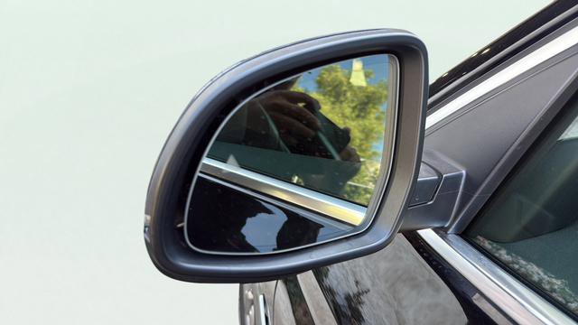 Used 2022 BMW X4 xDrive30i image 32