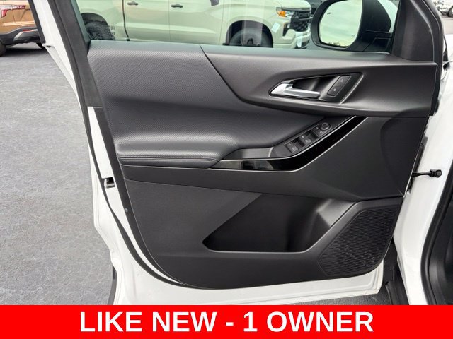 Used 2026 Chevrolet Equinox LT FWD image 12