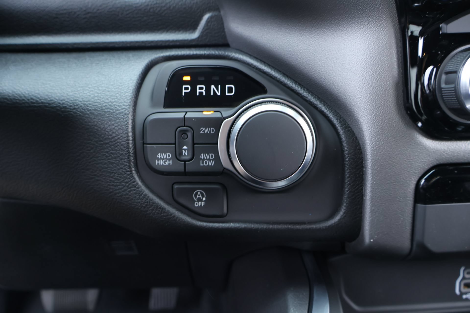 New 2026 RAM 1500 Express AWD/4WD image 7