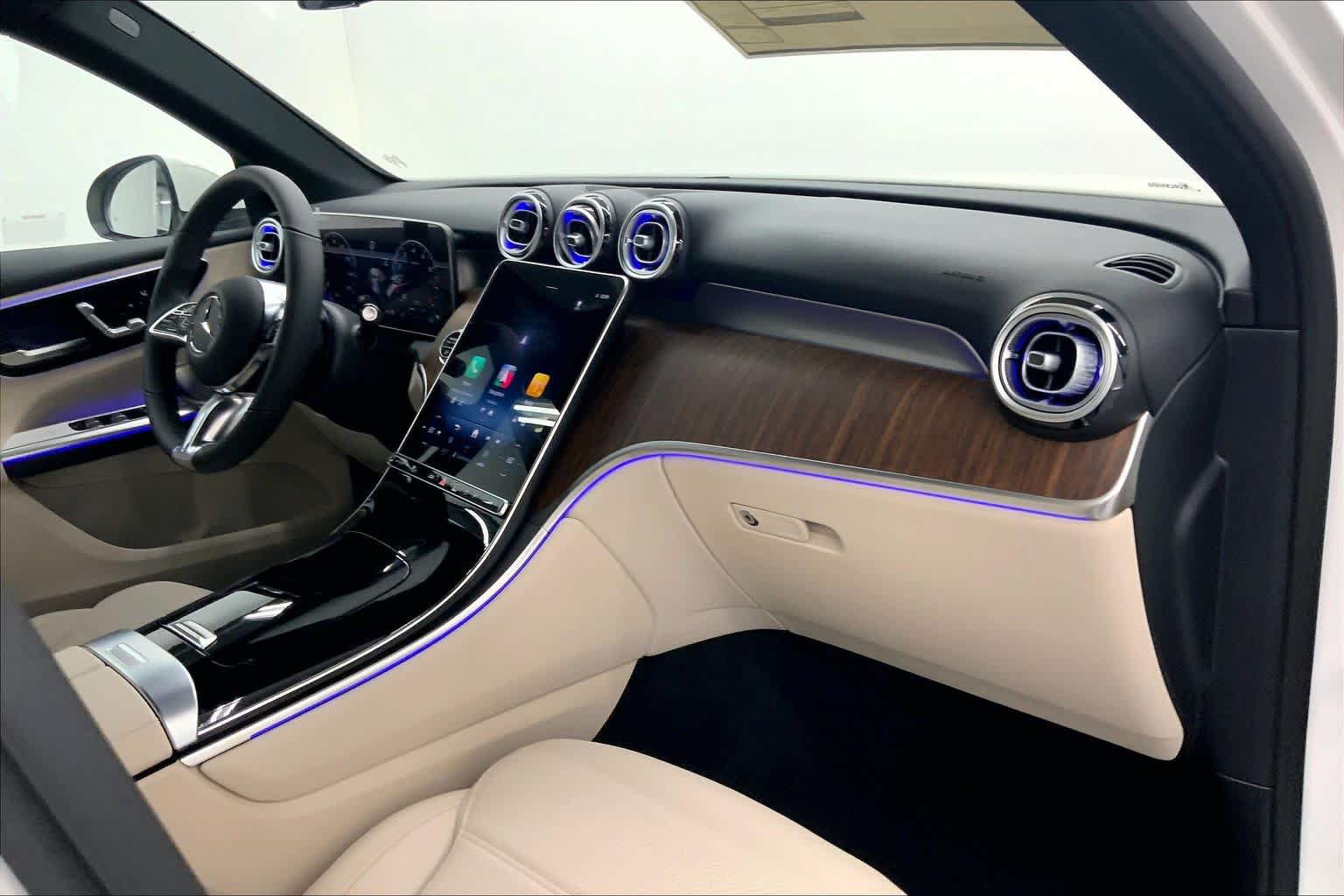 New 2027 Mercedes-Benz GLC 300 image 11