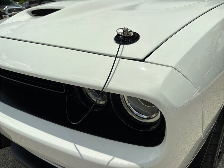 Used 2015 Dodge Challenger R/T Scat Pack w/ Leather Interior Group RWD image 14