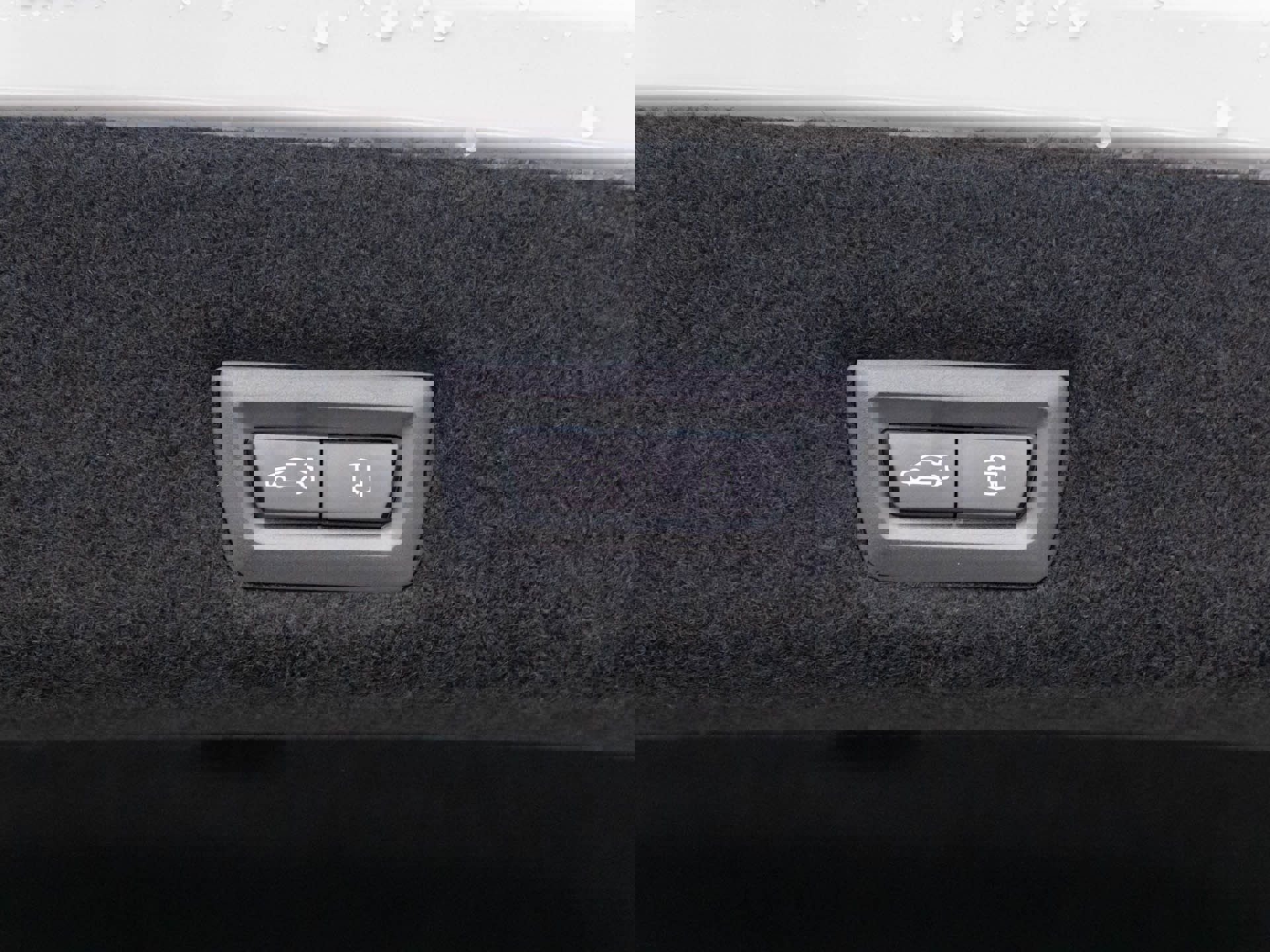 New 2025 BMW 750e xDrive image 33