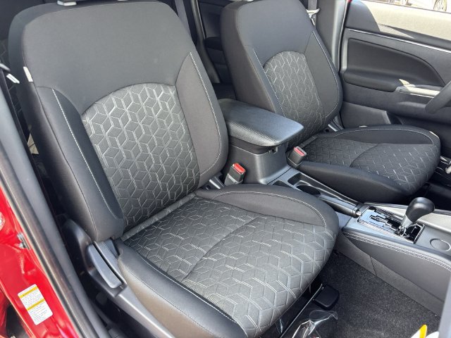 New 2027 Mitsubishi Outlander Sport ES FWD image 6