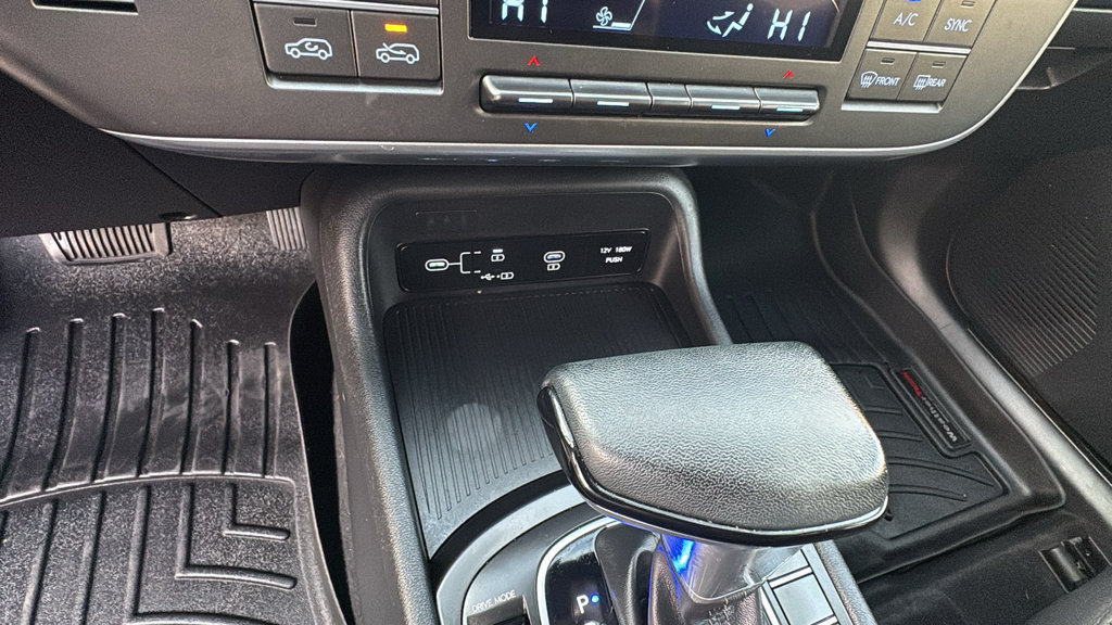 Used 2024 Hyundai Kona SEL AWD/4WD image 23