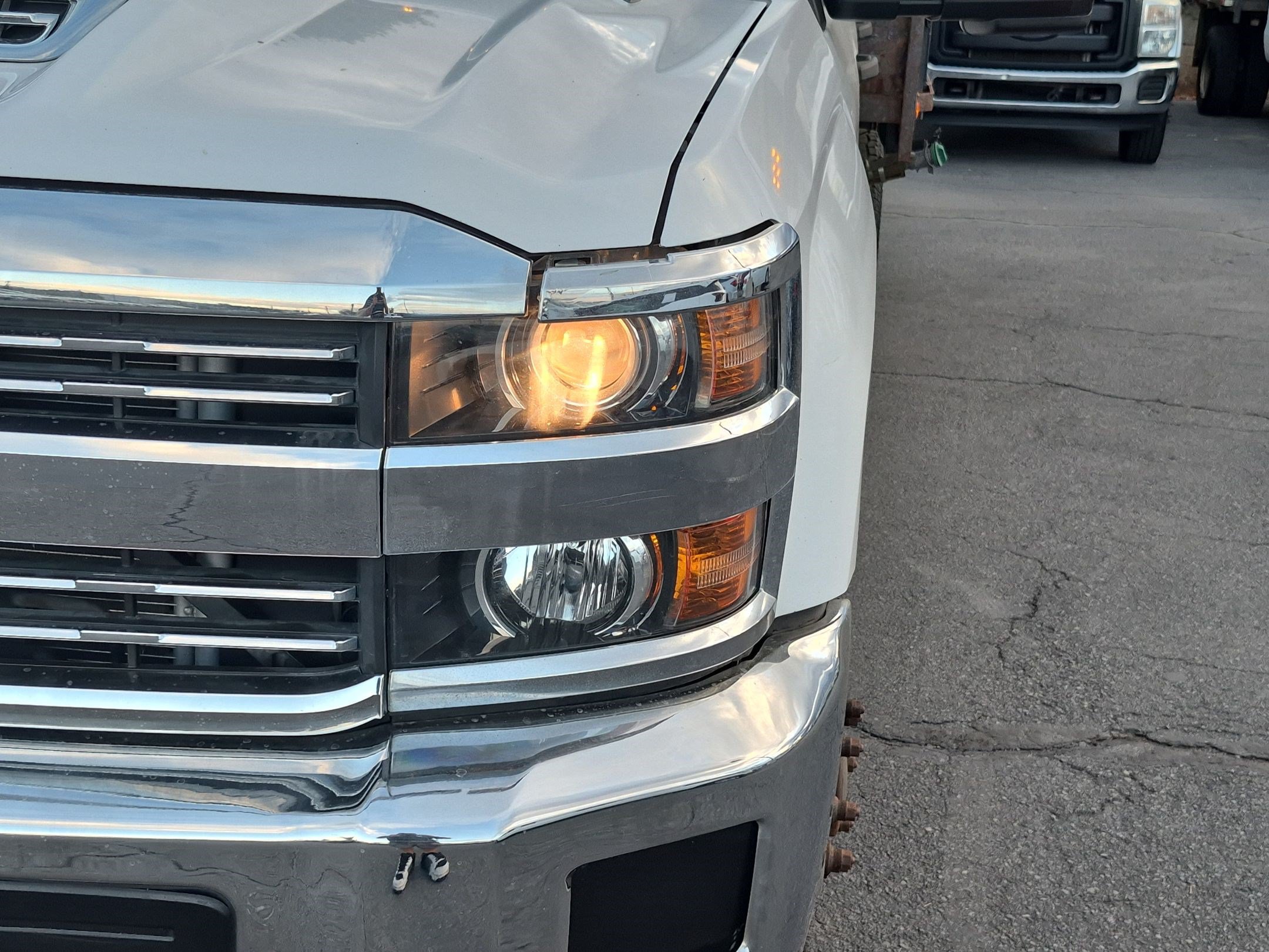 Used 2018 Chevrolet Silverado 3500 W/T w/ WT Convenience Package AWD/4WD image 12