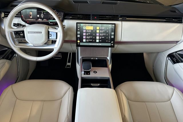 New 2026 Land Rover Range Rover Long Wheelbase SE AWD/4WD image 12