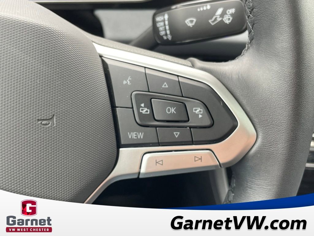 Certified 2025 Volkswagen Jetta SE image 33