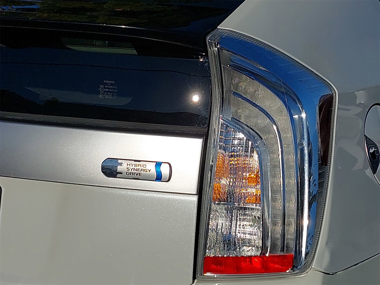 Used 2015 Toyota Prius Prime Advanced image 35