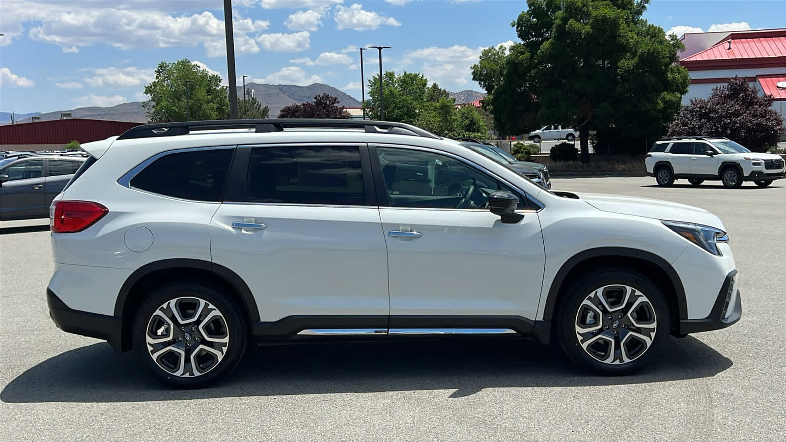 New 2026 Subaru Ascent Touring AWD/4WD image 4