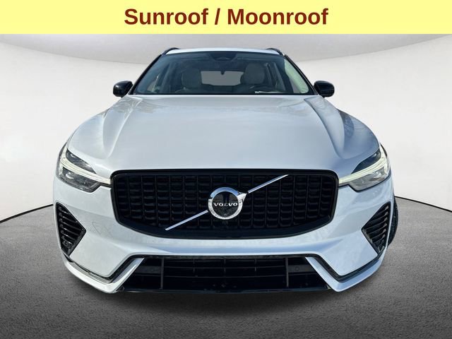 Used 2025 Volvo XC60 T8 Plus w/ Protection Package Premier image 4