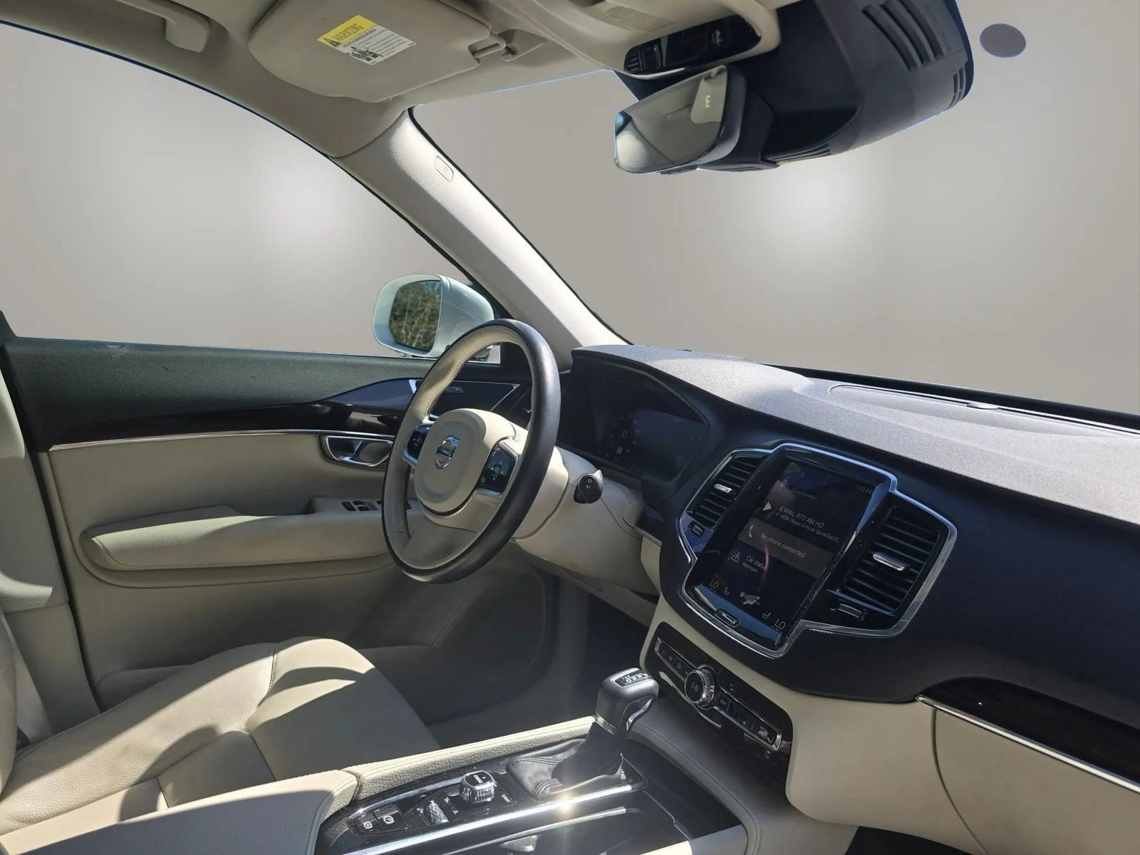 Used 2017 Volvo XC90 T6 Momentum w/ Vision Package AWD/4WD image 24