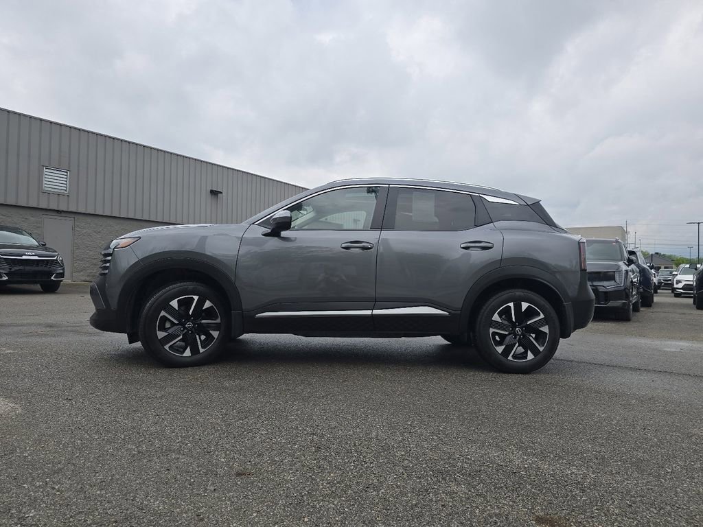 Used 2025 Nissan Kicks SV w/ SV Premium Package AWD/4WD image 12