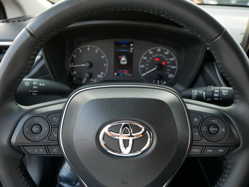 Certified 2024 Toyota Corolla Cross LE AWD/4WD image 25