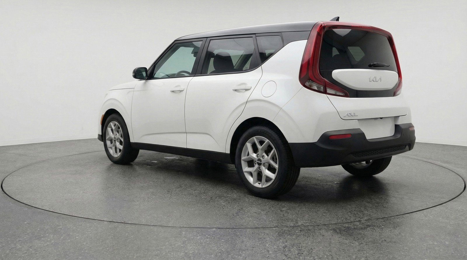 Used 2025 Kia Soul LX w/ LX Technology Package image 6