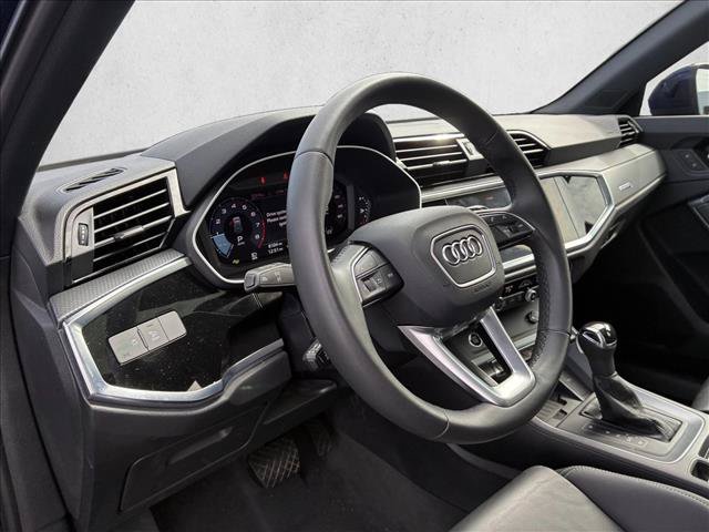 Certified 2025 Audi Q3 2.0T Premium w/ Convenience Package AWD/4WD image 10