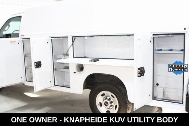 Used 2020 GMC Savana 3500 w/ Power Convenience Package RWD image 29