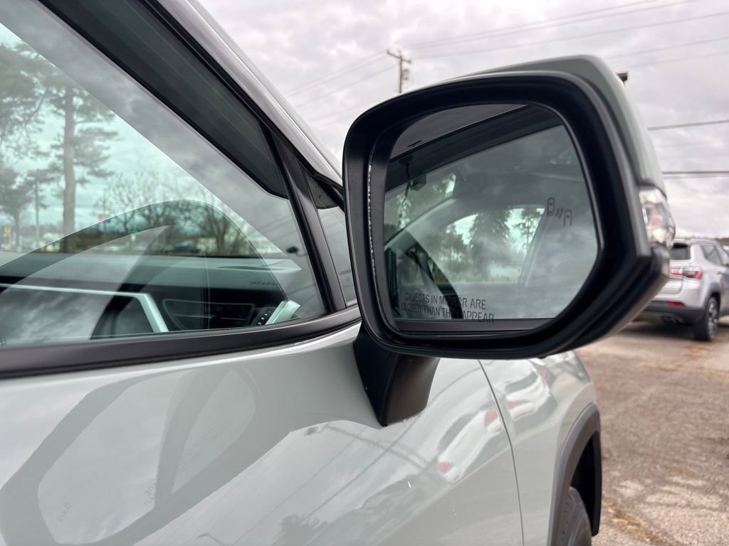 Used 2020 Toyota RAV4 XLE w/ Convenience Package image 14