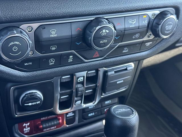 New 2025 Jeep Gladiator Willys image 30