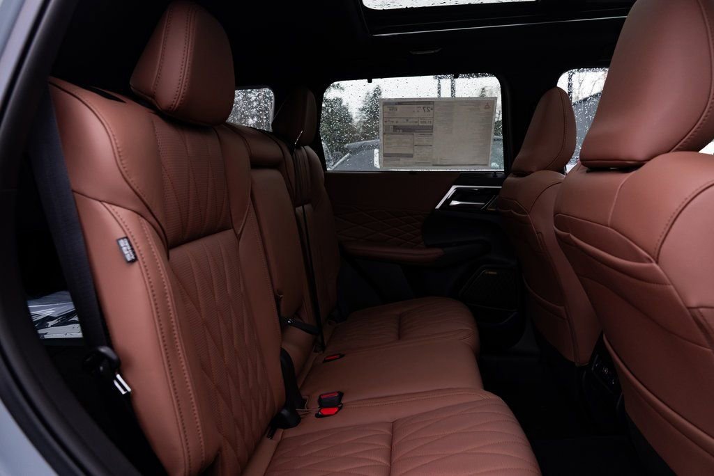 New 2026 Mitsubishi Outlander SEL image 23