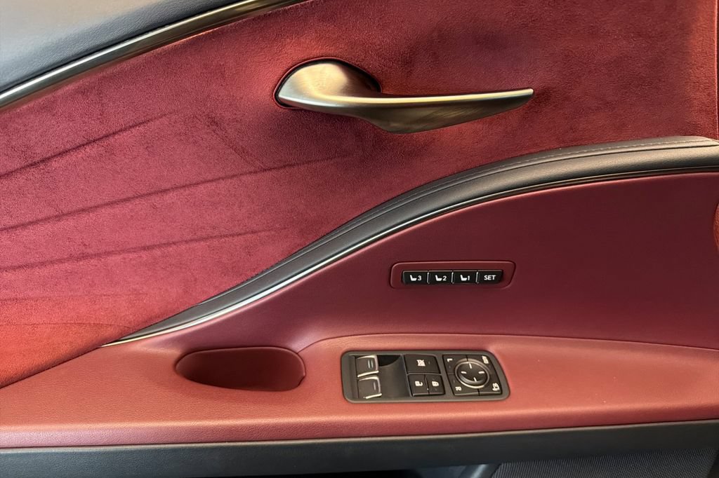 Used 2019 Lexus LC 500 Coupe w/ Touring Package RWD image 11