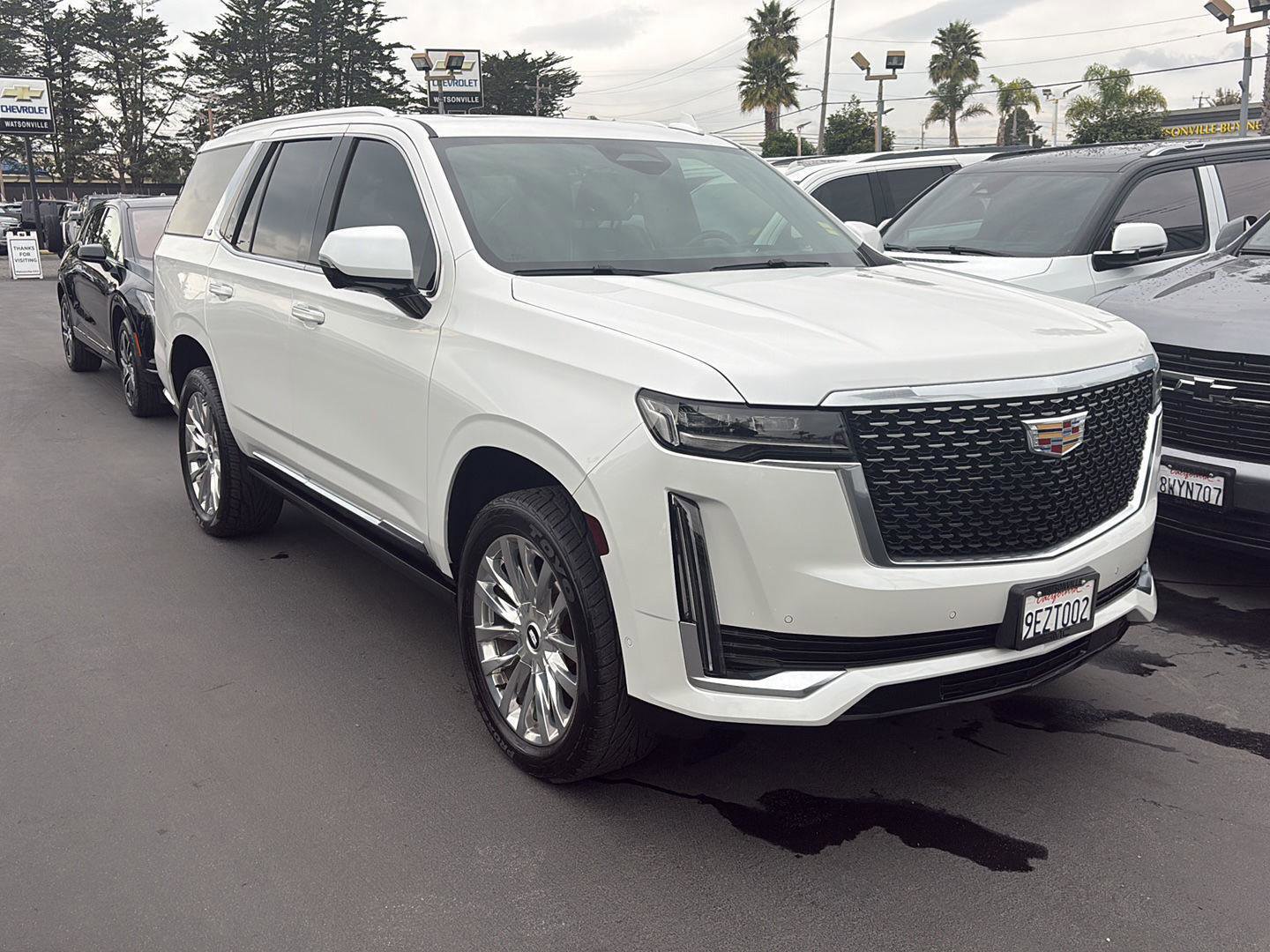 Used 2023 Cadillac Escalade Premium Luxury w/ Performance Package AWD/4WD image 1