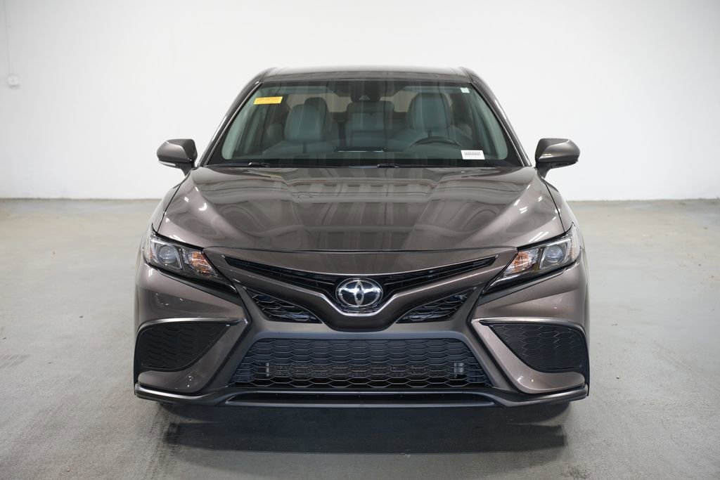 Certified 2023 Toyota Camry SE image 2