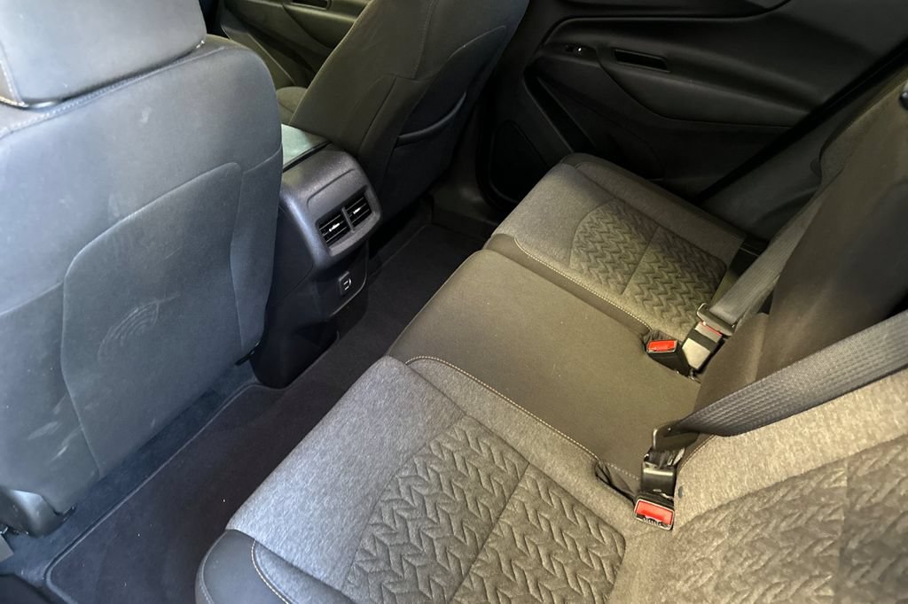 Used 2024 Chevrolet Equinox LT AWD/4WD image 12