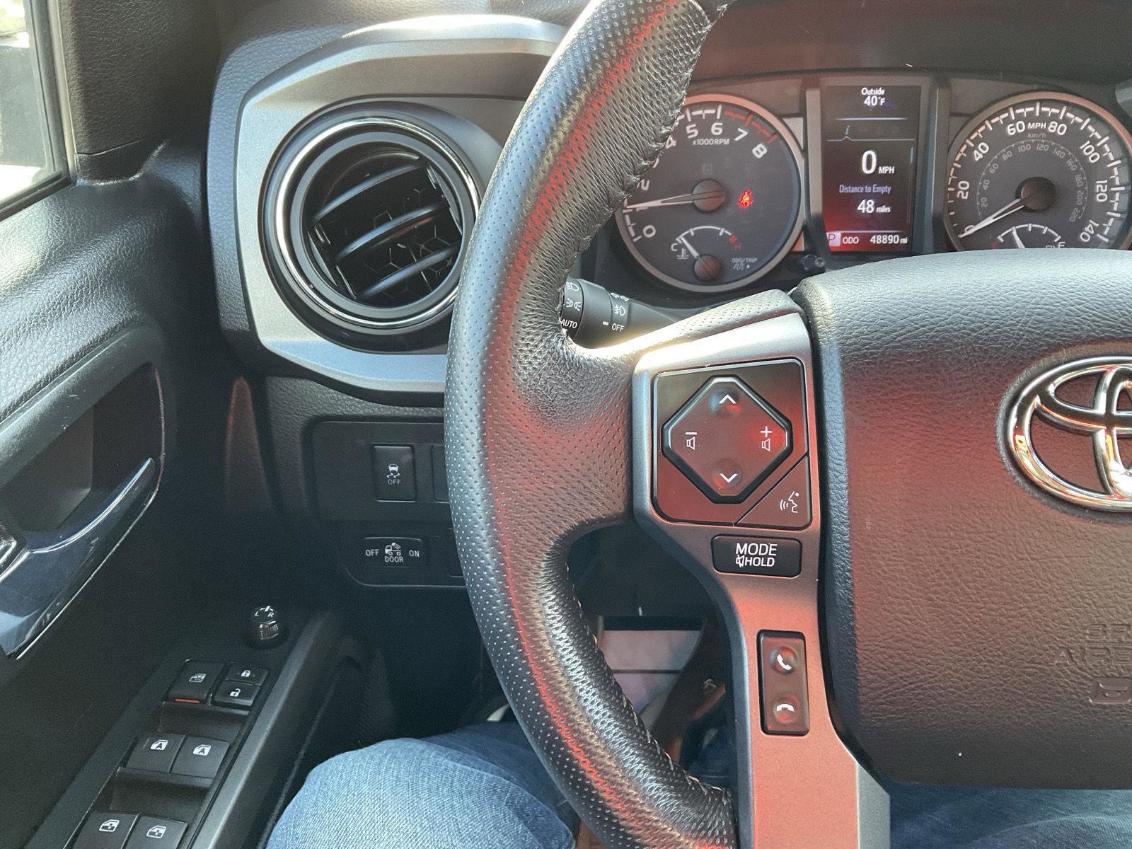 Used 2021 Toyota Tacoma TRD Off-Road w/ Technology Package image 14