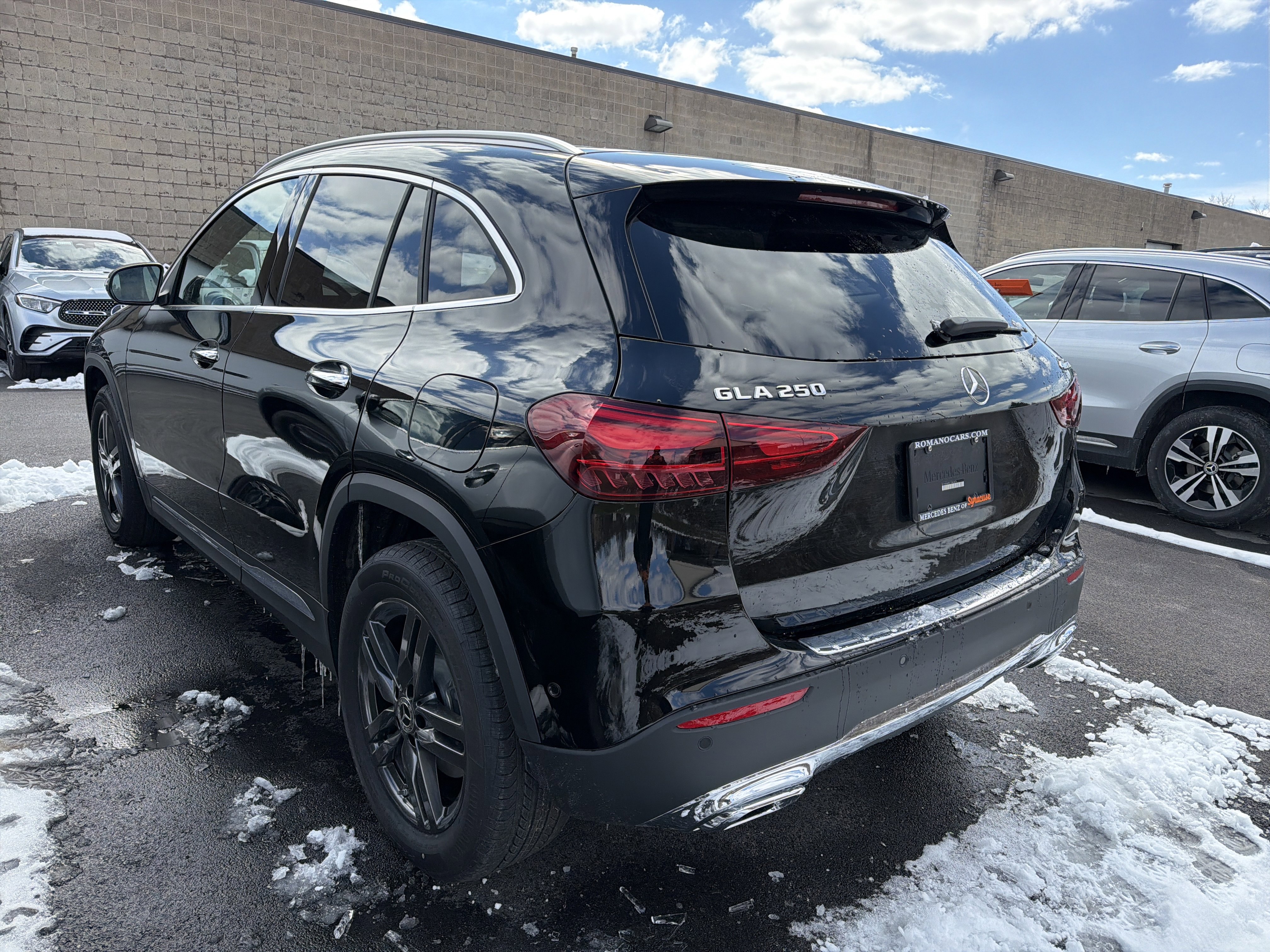 New 2026 Mercedes-Benz GLA 250 4MATIC image 5