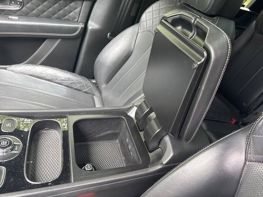 Used 2018 Bentley Bentayga Activity image 27