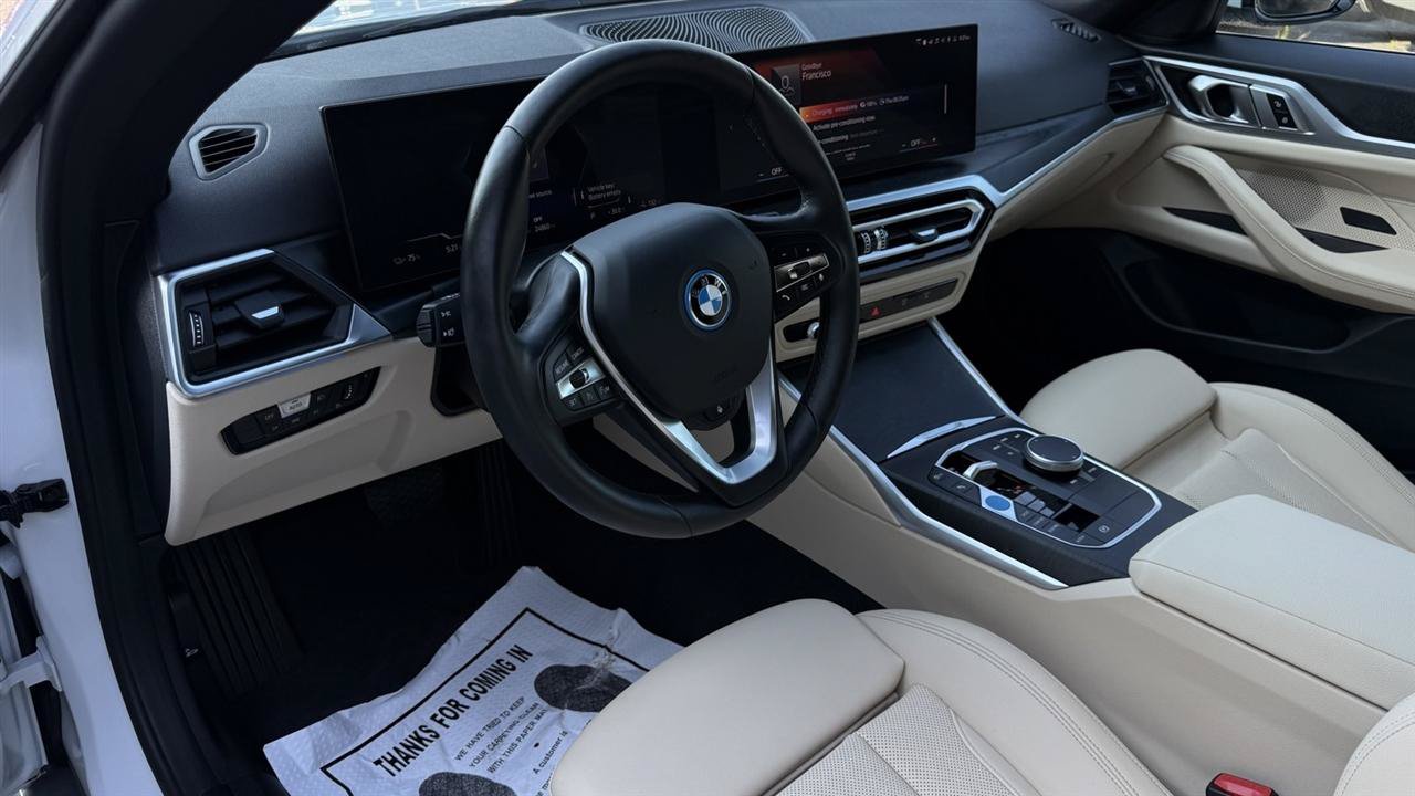 Used 2023 BMW i4 eDrive35 w/ Premium Package RWD image 26