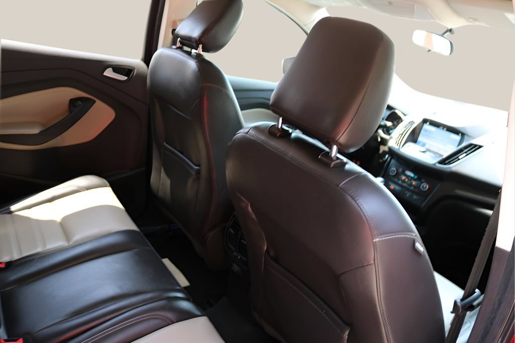Used 2019 Ford Escape SEL FWD image 19